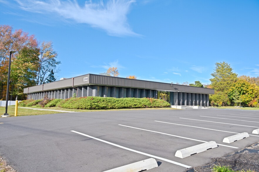 More Photos Of 200-230 Central Ave, Farmingdale Loft Creative Space For Sale
