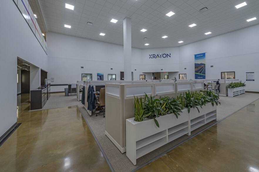 More Photos Of 16400 Park Row, Houston Office For Lease