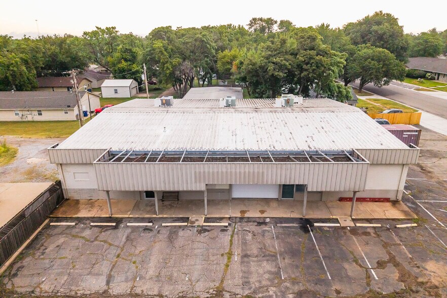 More Photos Of 226 E Ross St, Clearwater Freestanding For Sale