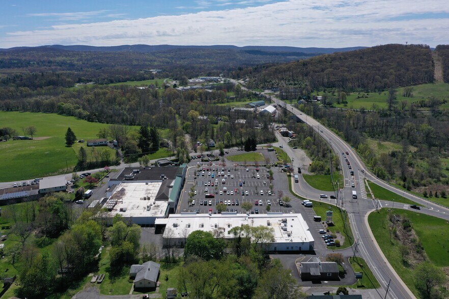 More Photos Of 455 State Rt 23, Wantage Supermarket For Lease