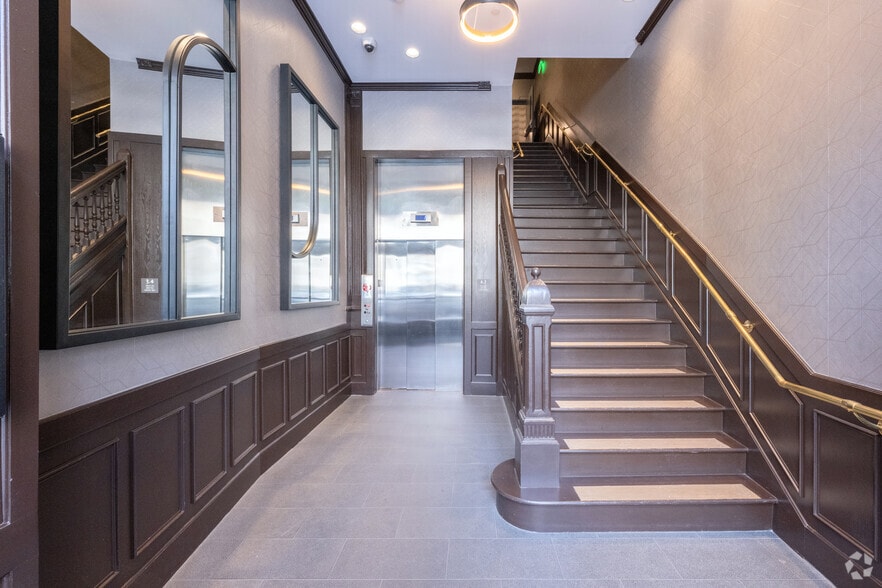 More Photos Of 82-90 Weybosset St, Providence Apartments For Lease