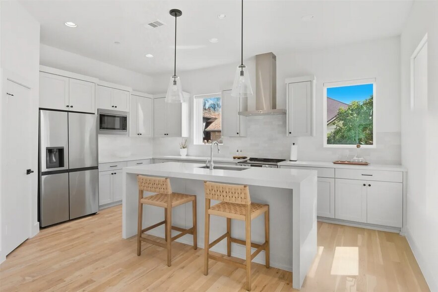 More Photos Of 6345 Richmond Ave, Dallas Apartments For Sale