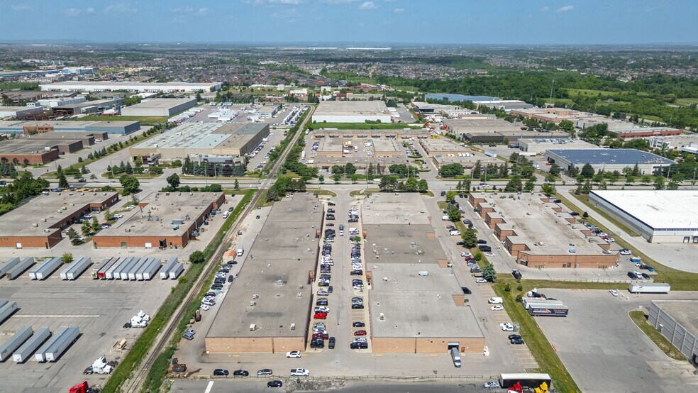 More Photos Of 2053 N Williams Pky, Brampton Light Distribution For Sale