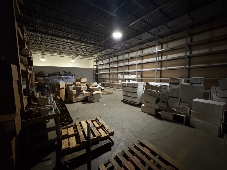 More Photos Of 40 Shanklin Rd, Beaufort Warehouse For Sale