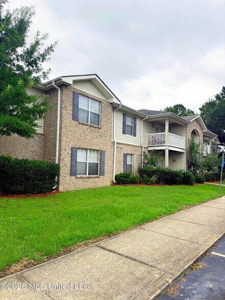 More Photos Of 2718 Bartlett Ave, Pascagoula Apartments For Sale