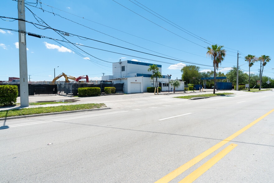 More Photos Of 1126 Dr Martin Luther King Jr Blvd, Pompano Beach Truck Terminal For Sale