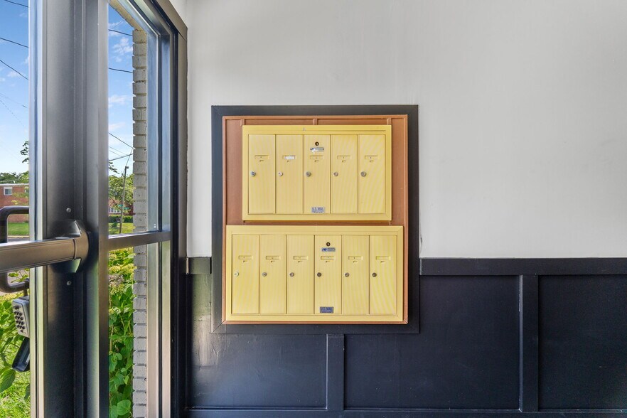 More Photos Of 1309 Fair Ave, Columbus Apartments For Sale