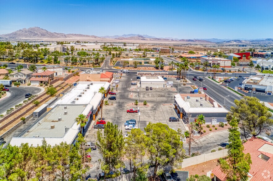 More Photos Of 693 N Valle Verde Dr, Henderson Unknown For Lease