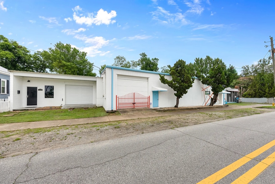 More Photos Of 1302-1308 Talbotton Rd, Columbus Flex For Sale