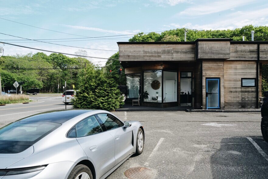 More Photos Of 81 Montauk Hwy, Wainscott Storefront Retail Office For Lease