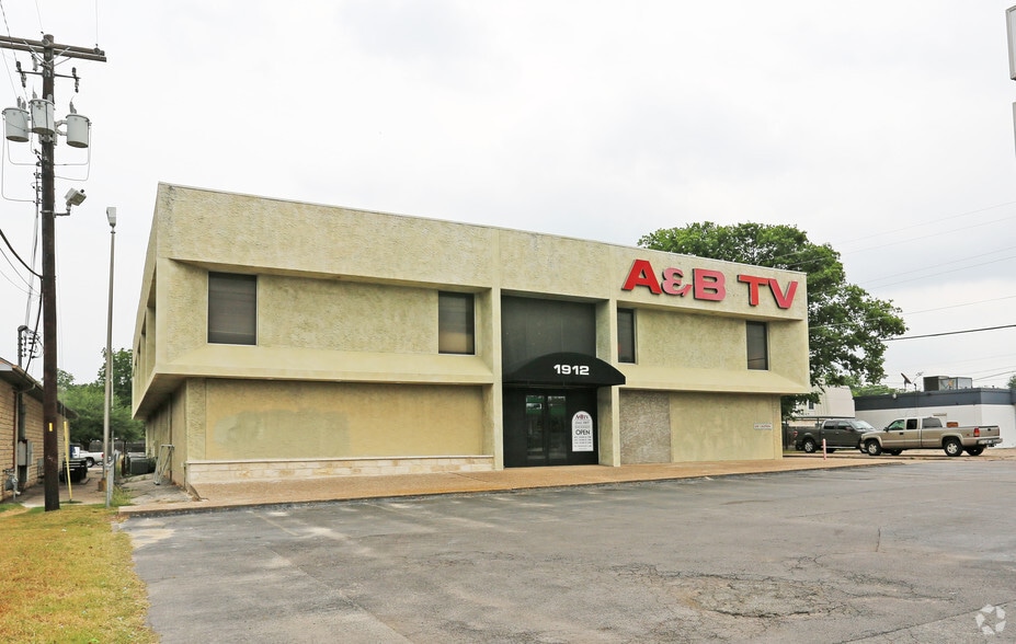 Primary Photo Of 1912 W Anderson Ln, Austin Loft Creative Space For Sale