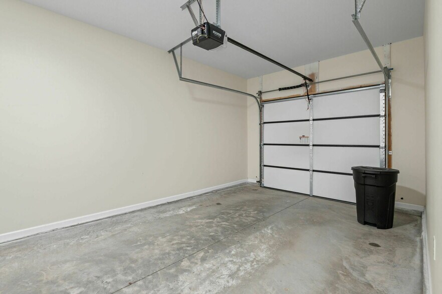More Photos Of 1763 Strawberry Meadows Way, Knoxville Apartments For Sale