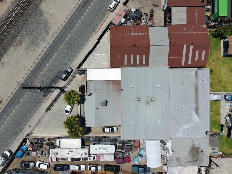 More Photos Of 8226 Salt Lake Ave, Cudahy Warehouse For Sale