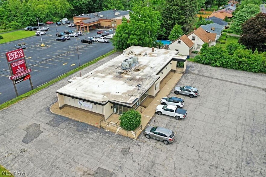 More Photos Of 2900 Elm Rd NE, Warren Medical For Lease