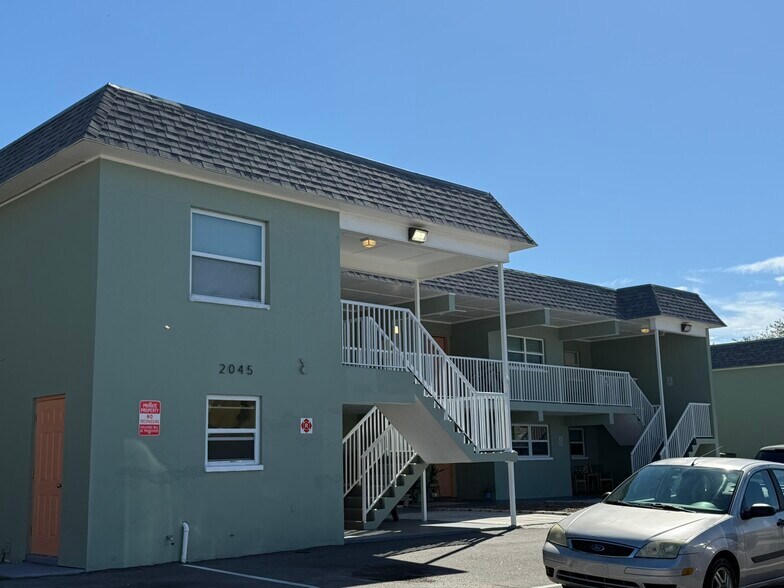 More Photos Of 2035 Alpine Rd, Clearwater Apartments For Sale