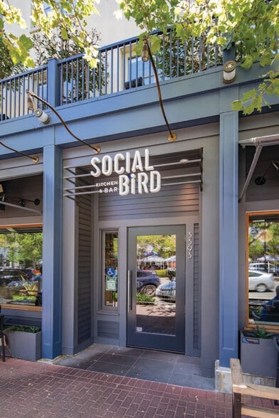 More Photos Of 3525-3529 Mt Diablo Blvd, Lafayette Freestanding For Lease