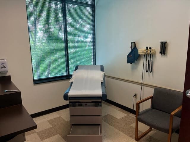 More Photos Of 1608 Williams Dr, Murfreesboro Medical For Sale