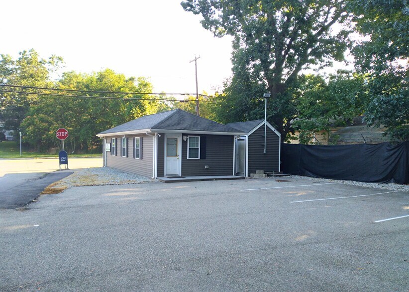 More Photos Of 1009 Washington St, Weymouth Office For Sale