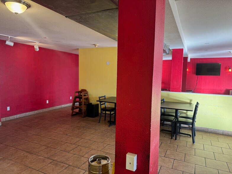 More Photos Of 455-475 I St, Arcata Storefront Retail Office For Lease