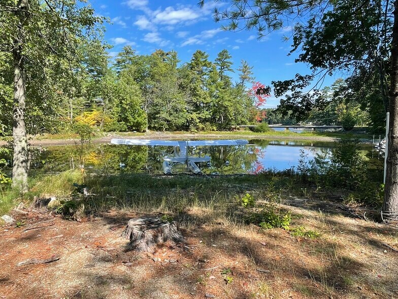 More Photos Of 309 Shaker Rd, Gray Specialty For Sale