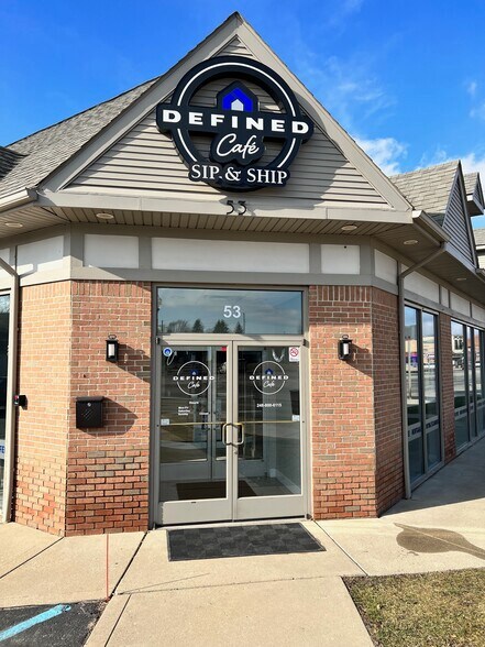 More Photos Of 53 S Washington St, Oxford Storefront For Sale