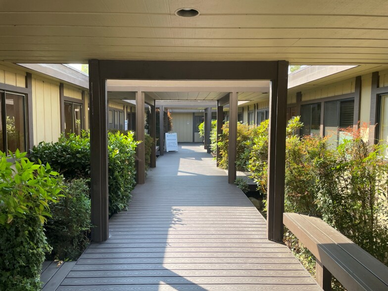 More Photos Of 5300 Snyder Ln, Rohnert Park Office For Sale