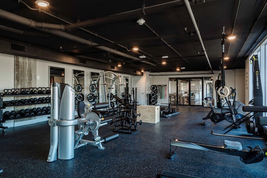 More Photos Of 240 W Westfield Ave, Roselle Park Apartments For Lease