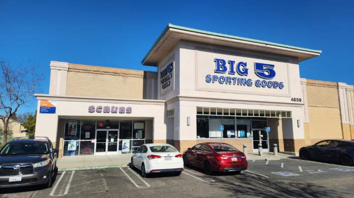 More Photos Of 4859 Lone Tree Way, Antioch Freestanding For Lease