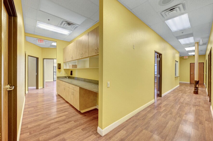 More Photos Of 3940 W Ann Rd, North Las Vegas Medical For Lease