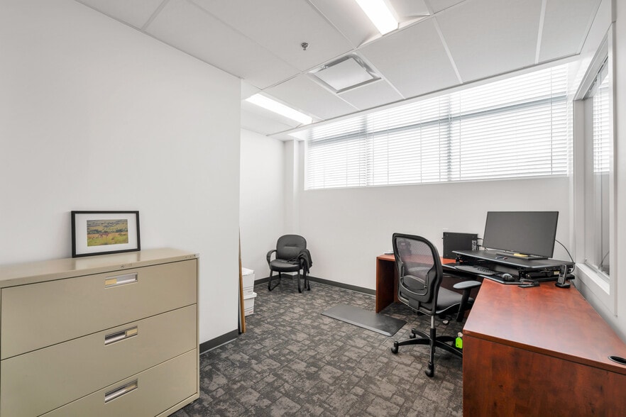 More Photos Of 17750 65A Av, Surrey Showroom For Sale