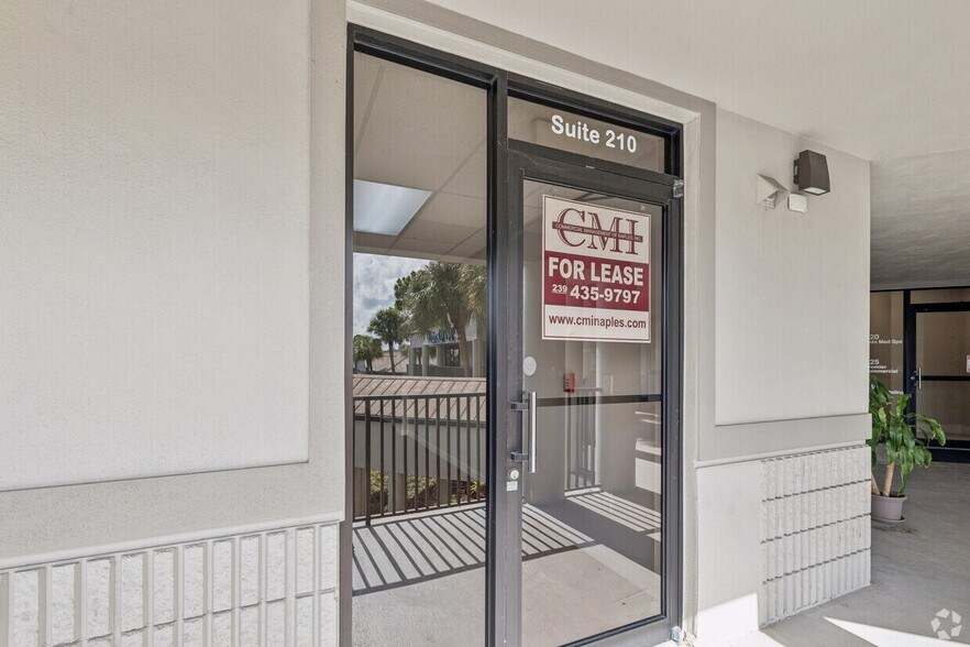 More Photos Of 28410 Bonita Crossing Blvd, Bonita Springs Unknown For Lease