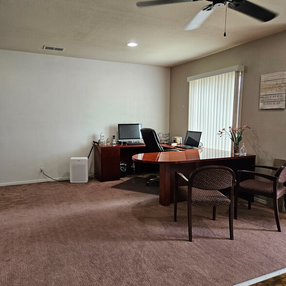 More Photos Of 1272 4th St, Los Banos Office For Lease