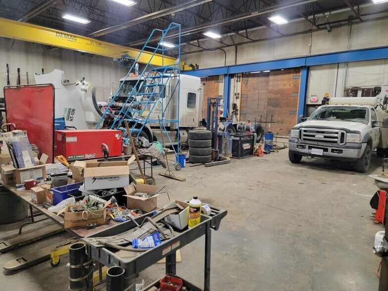 More Photos Of 9499 Milwaukee Way, Prince George Distribution For Lease