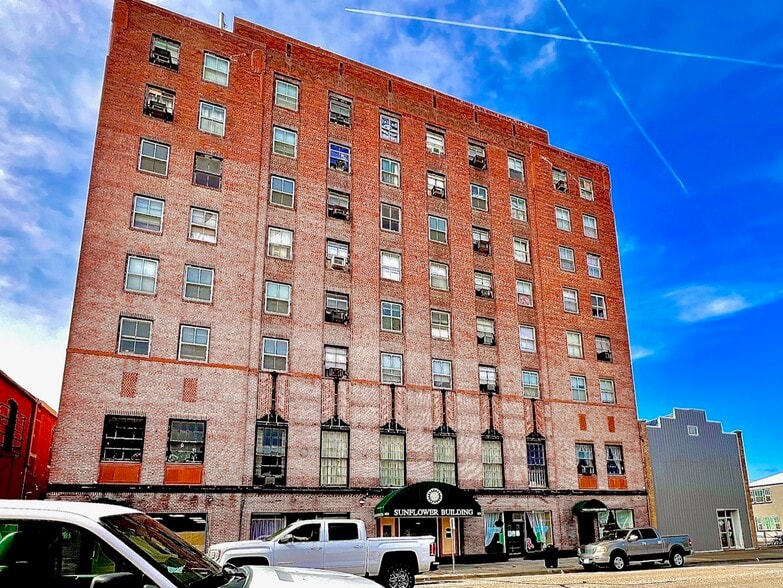 More Photos Of 409 NW 3rd St, Abilene Apartments For Sale