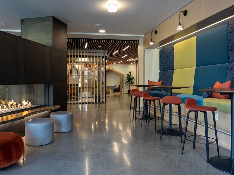 More Photos Of 11811-11821 NE 128th St, Kirkland Multifamily For Sale