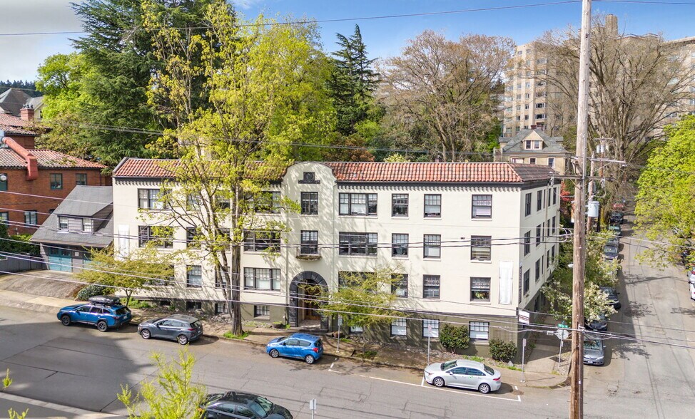 More Photos Of 911 SW 21st Ave, Portland Apartments For Sale