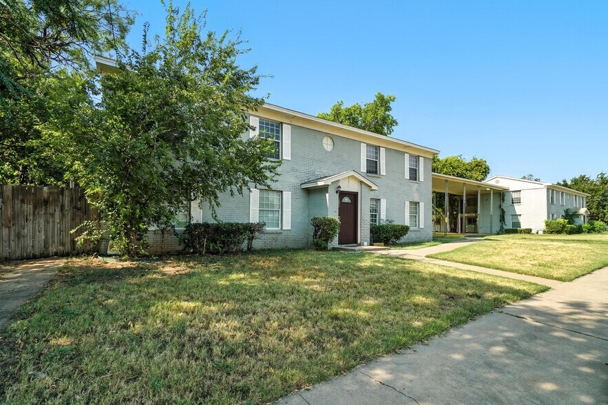 Primary Photo Of 1705 S 3rd St, Abilene Apartments For Sale