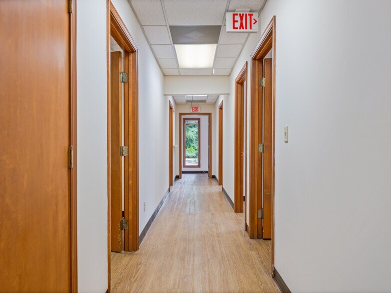 More Photos Of 6 Brooklet St, Asheville Medical For Sale