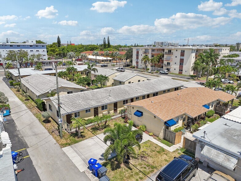 More Photos Of 1201 S Federal Hwy, Hollywood Hotel For Sale