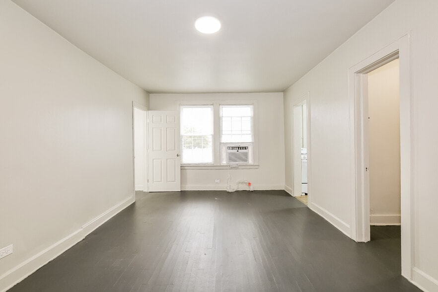 More Photos Of 517 Willow St, Mount Airy Apartments For Sale