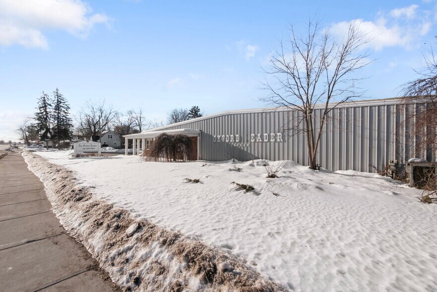 More Photos Of 690 S Lapeer Rd, Oxford Warehouse For Sale