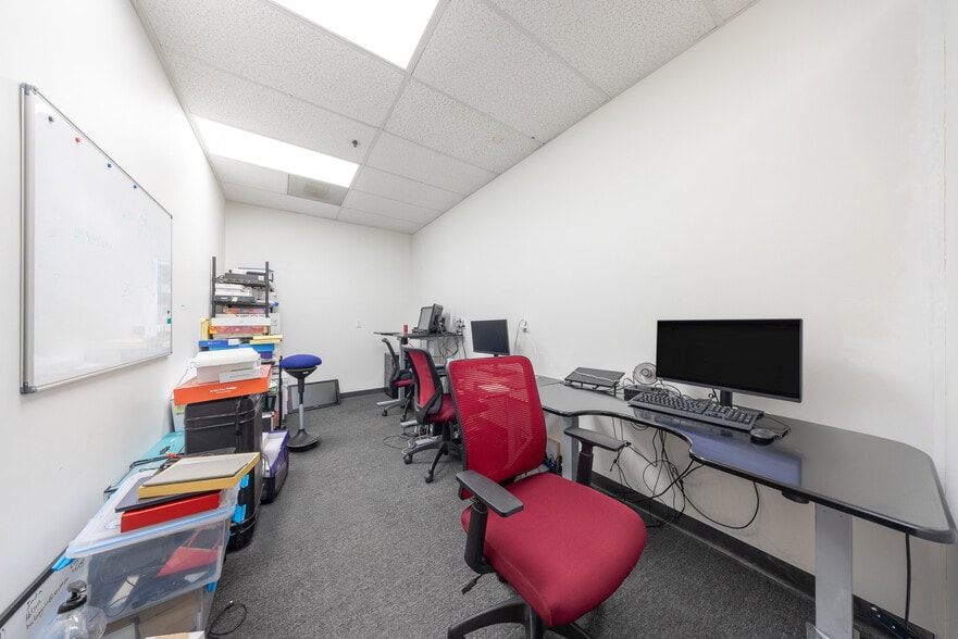 More Photos Of 15350 Fairfield Ranch Rd, Chino Hills Warehouse For Lease