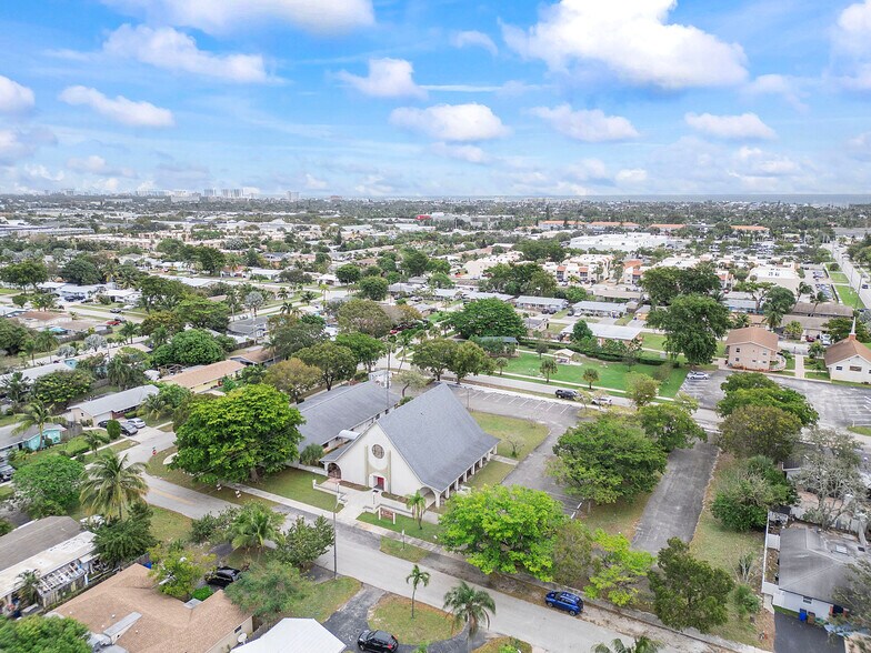 More Photos Of 1416 SE 2nd Ter, Deerfield Beach Religious Facility For Sale