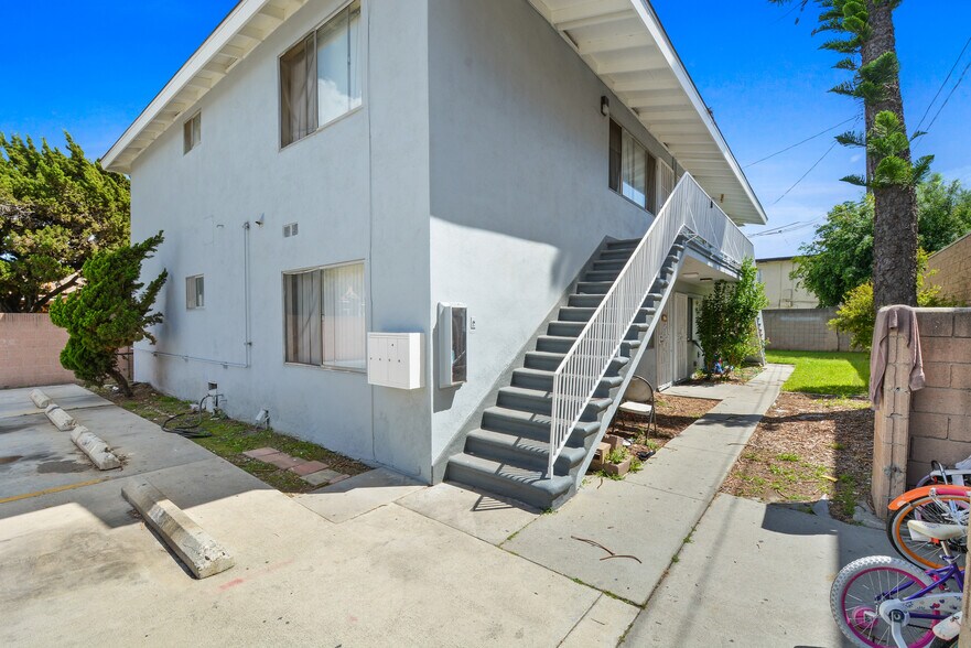 More Photos Of 11062 Excelsior Dr, Norwalk Apartments For Sale
