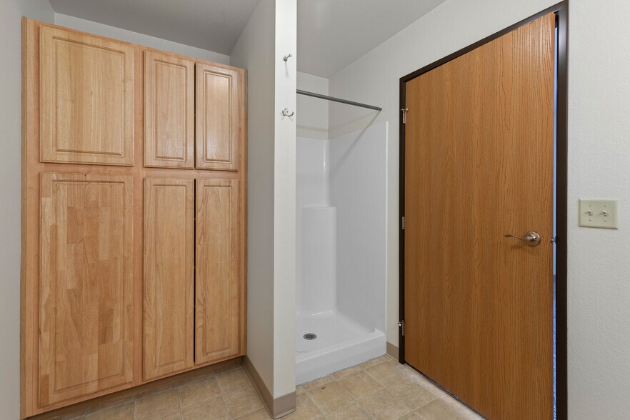 More Photos Of 1120 E Parkway Ave, Oshkosh Multifamily For Sale