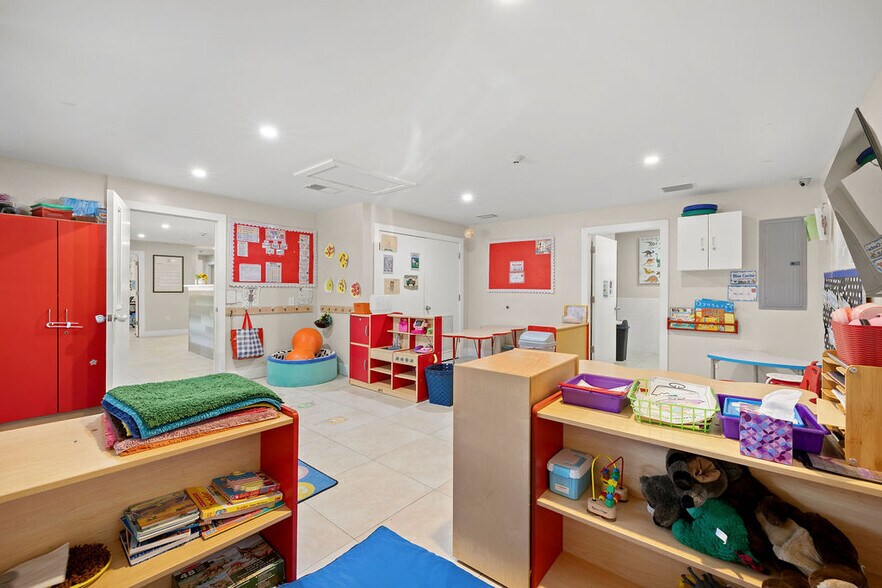 More Photos Of 6708 Gaddy St, Fort Pierce Daycare Center For Sale