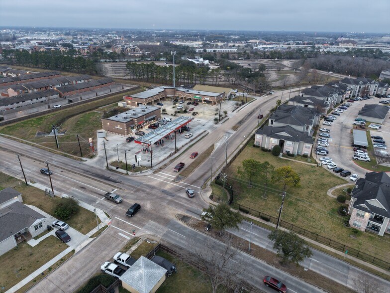 More Photos Of 10715 Sagetree Dr, Houston General Retail For Lease