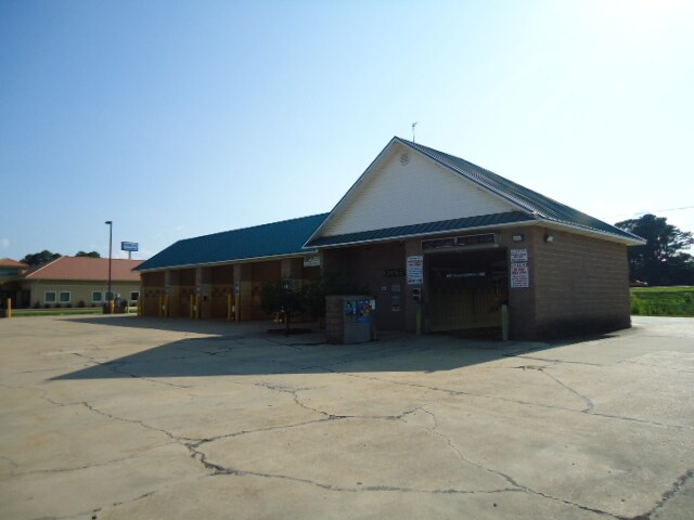 More Photos Of 414 Interchange Dr, Fulton Carwash For Sale
