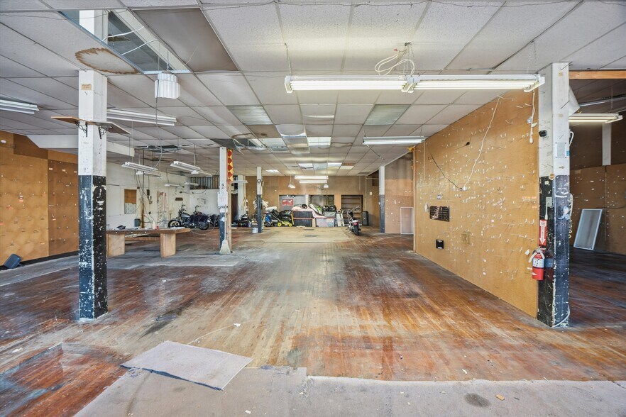 More Photos Of 511 3rd St, Rodeo Storefront Retail Residential For Sale