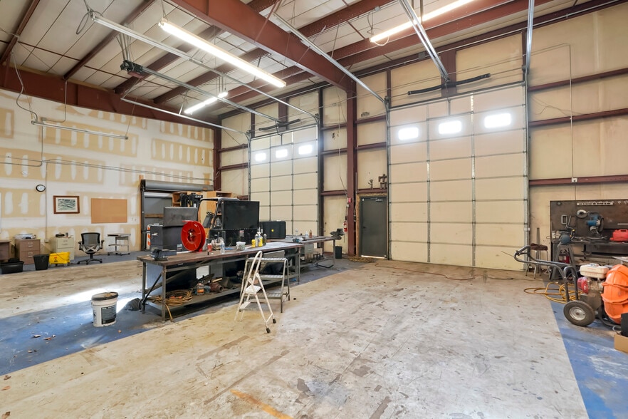 More Photos Of 1770 E 69th Ave, Denver Warehouse For Lease